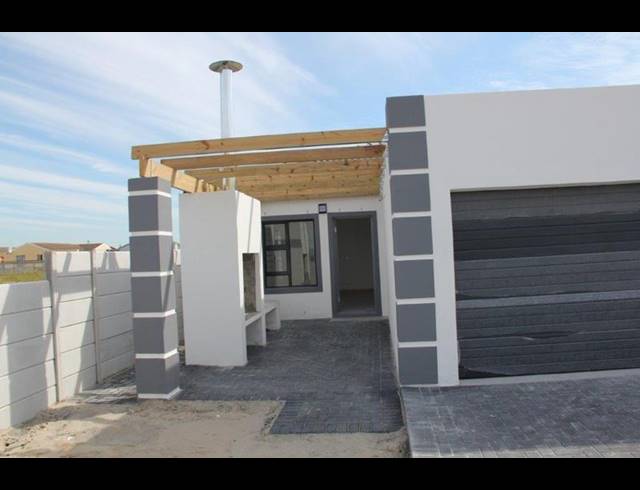 3 BEDROOM HOUSE FOR SALE IN HOUGHTON PLACE